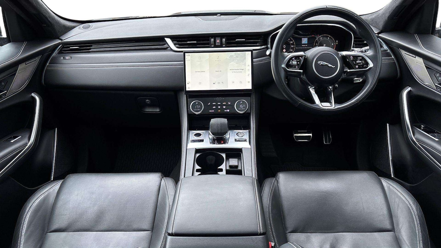 Used Jaguar F-Pace 2023 for sale - 76460400: Photo 9