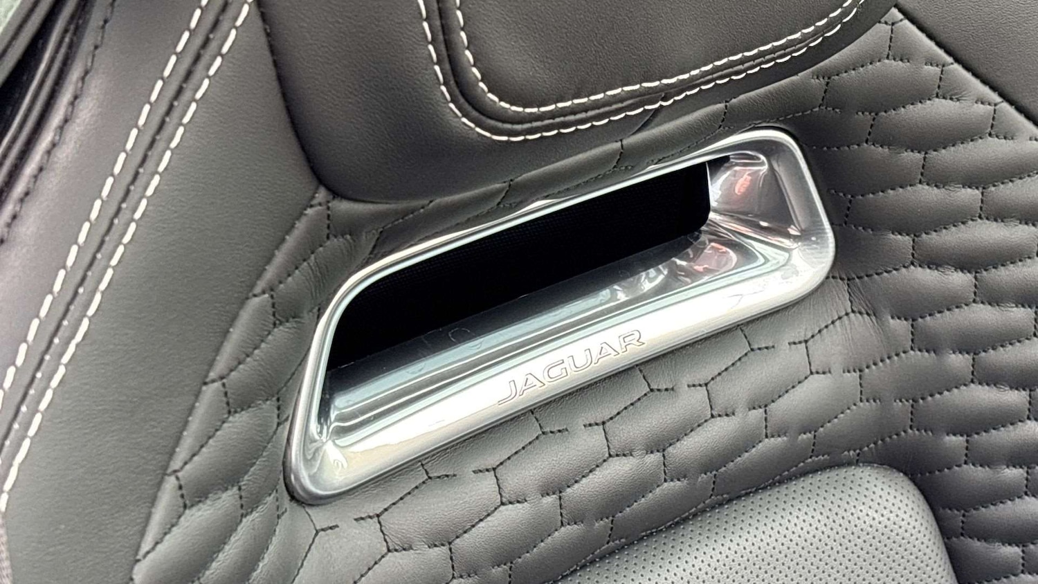 Used Jaguar F-Type 2023 for sale - 76459804: Photo 26