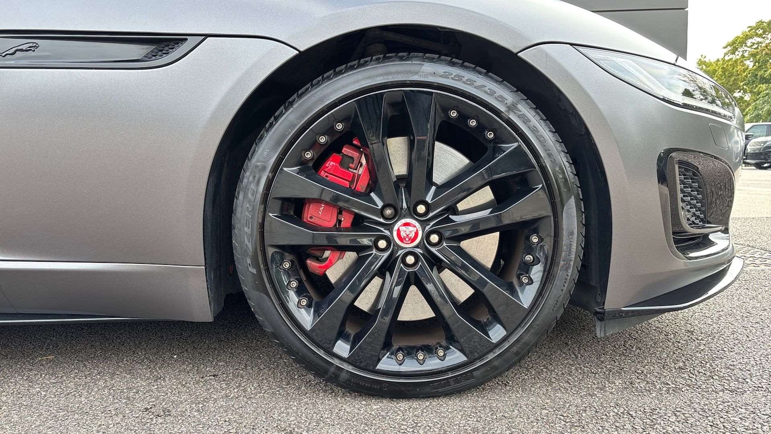 Used Jaguar F-Type 2023 for sale - 76459804: Photo 8