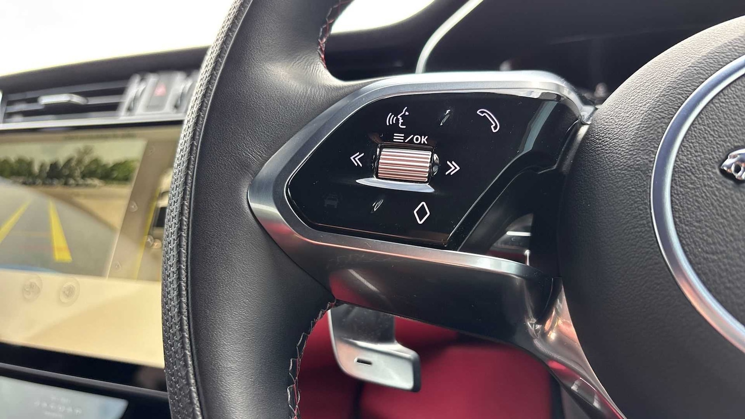 Used Jaguar F-Pace 2022 for sale - 76459870: Photo 31