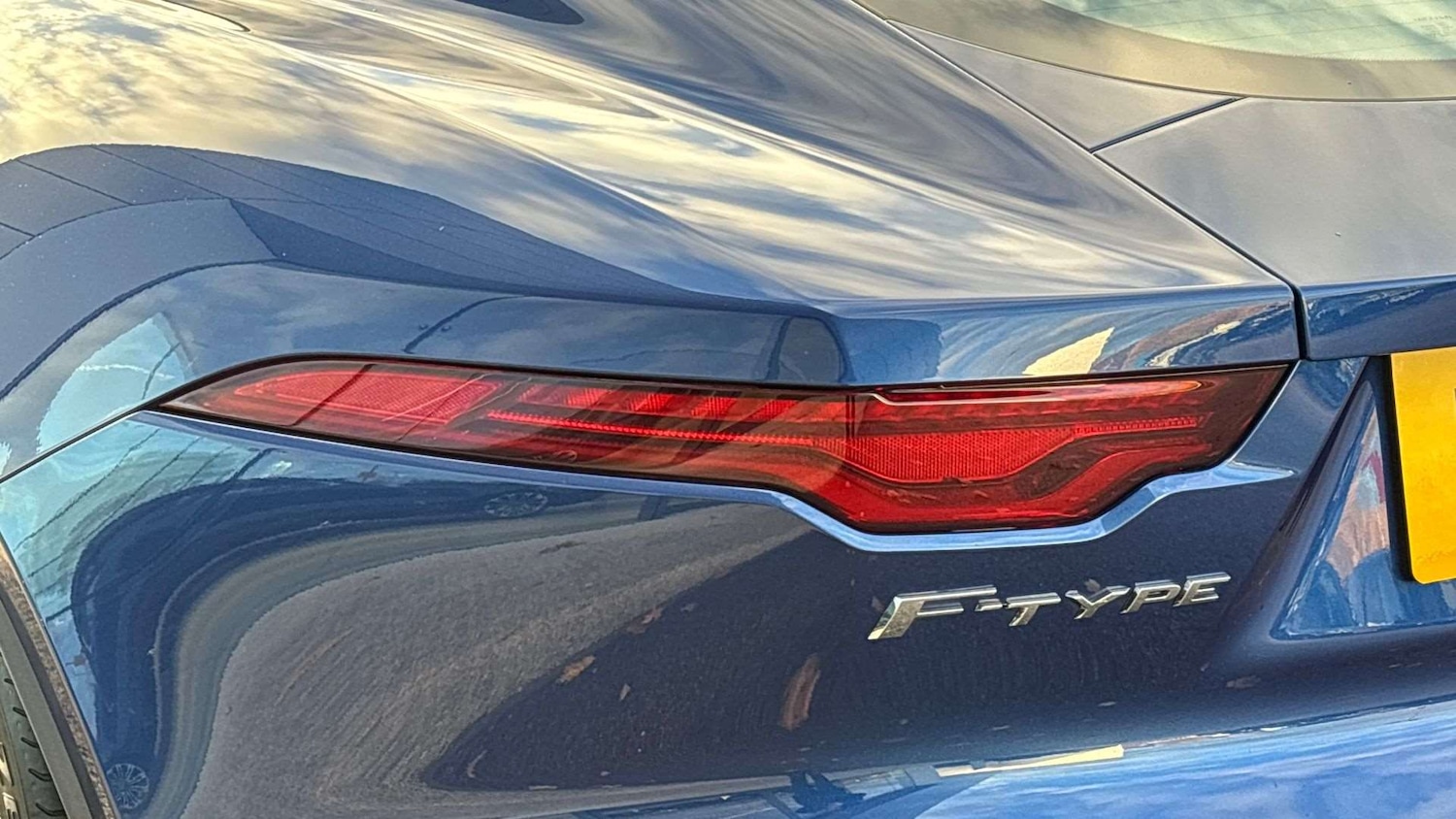 Used Jaguar F-Type 2023 for sale - 76459921: Photo 19