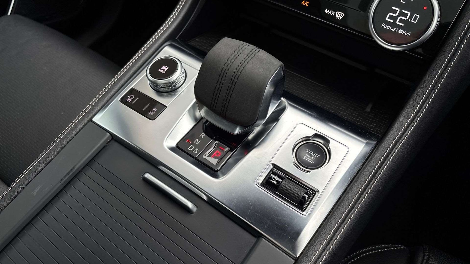 Used Jaguar F-Pace 2023 for sale - 76889811: Photo 13