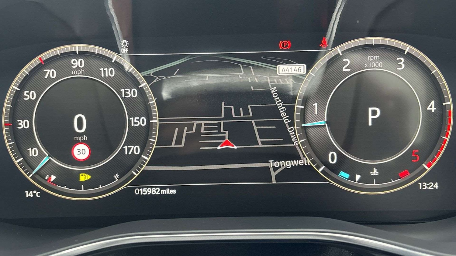 Used Jaguar F-Pace 2023 for sale - 76889811: Photo 16