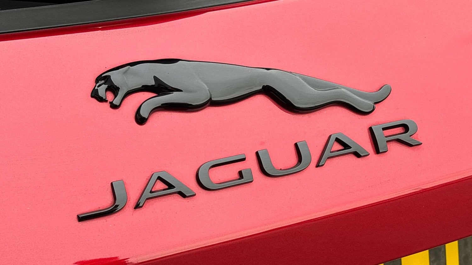 Used Jaguar F-Pace 2023 for sale - 76889811: Photo 21