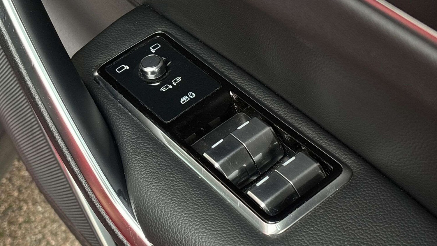 Used Jaguar F-Pace 2023 for sale - 76889811: Photo 33