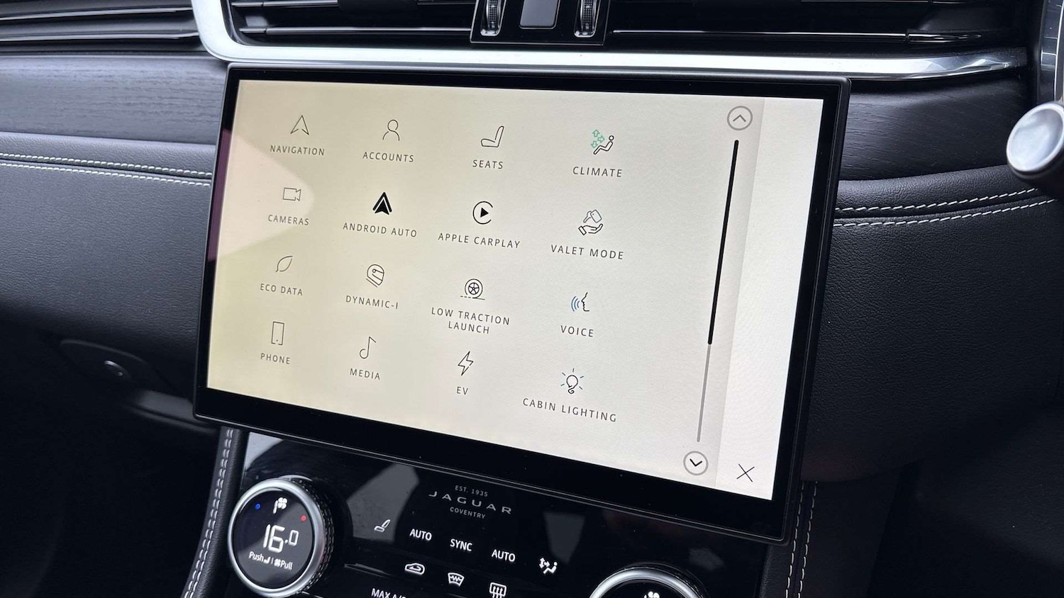 Used Jaguar F-Pace 2023 for sale - 77827365: Photo 35