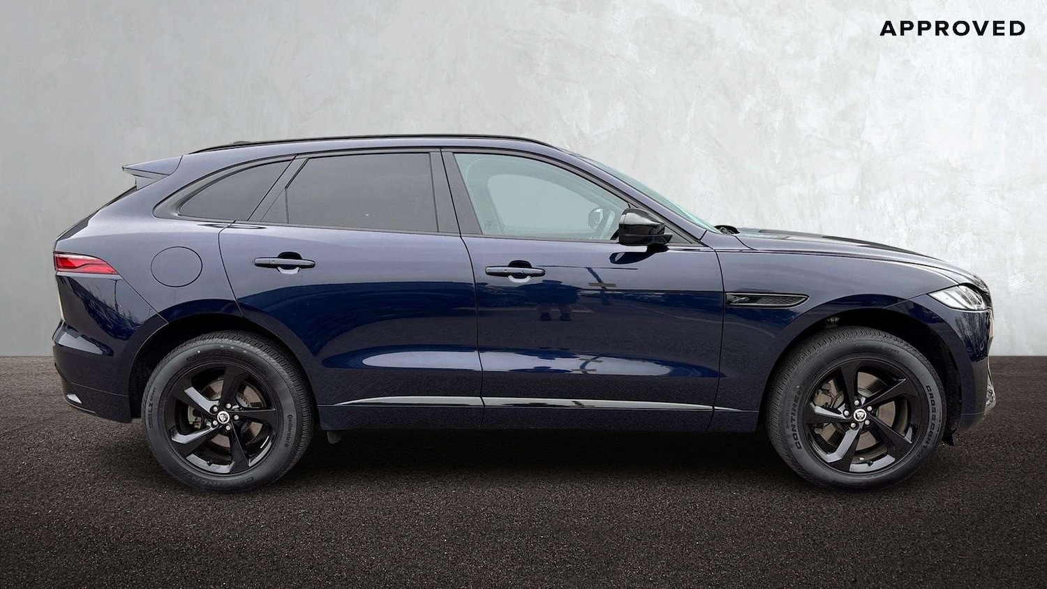 Used Jaguar F-Pace 2023 for sale - 77827365: Photo 5
