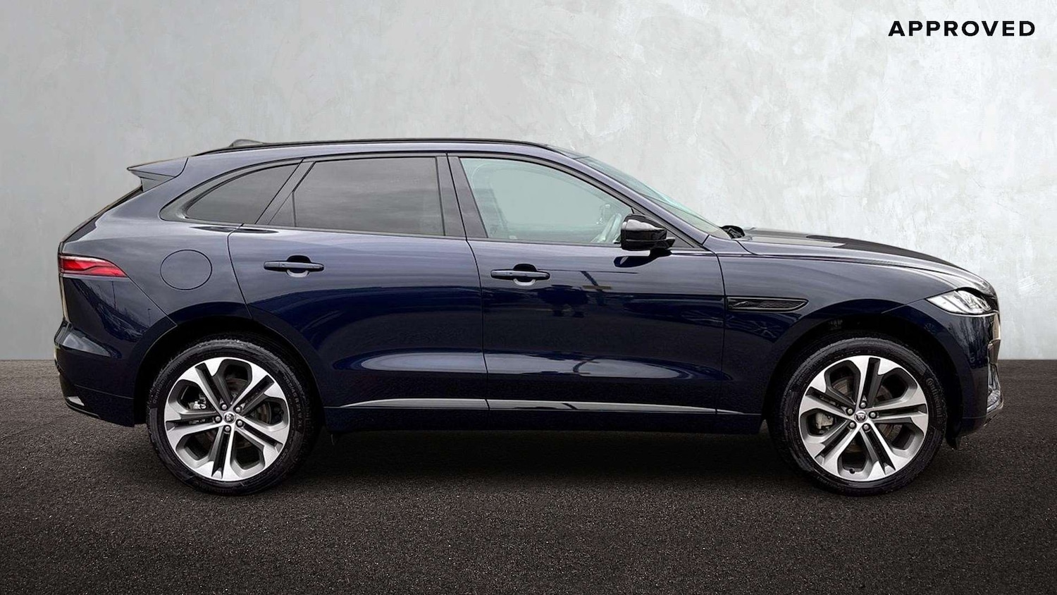 Used Jaguar F-Pace 2024 for sale - 76929028: Photo 5