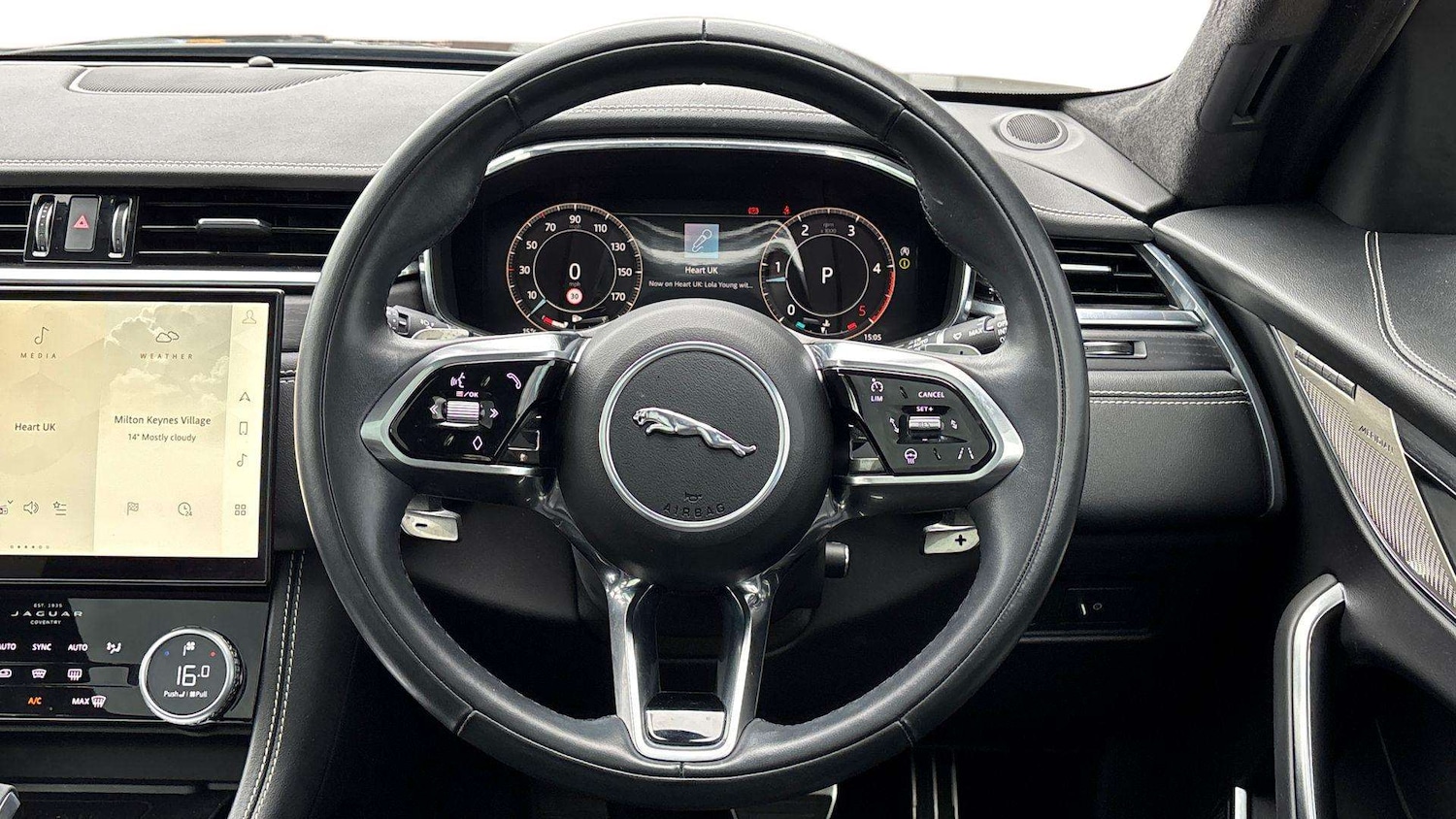 Used Jaguar F-Pace 2023 for sale - 76889855: Photo 15