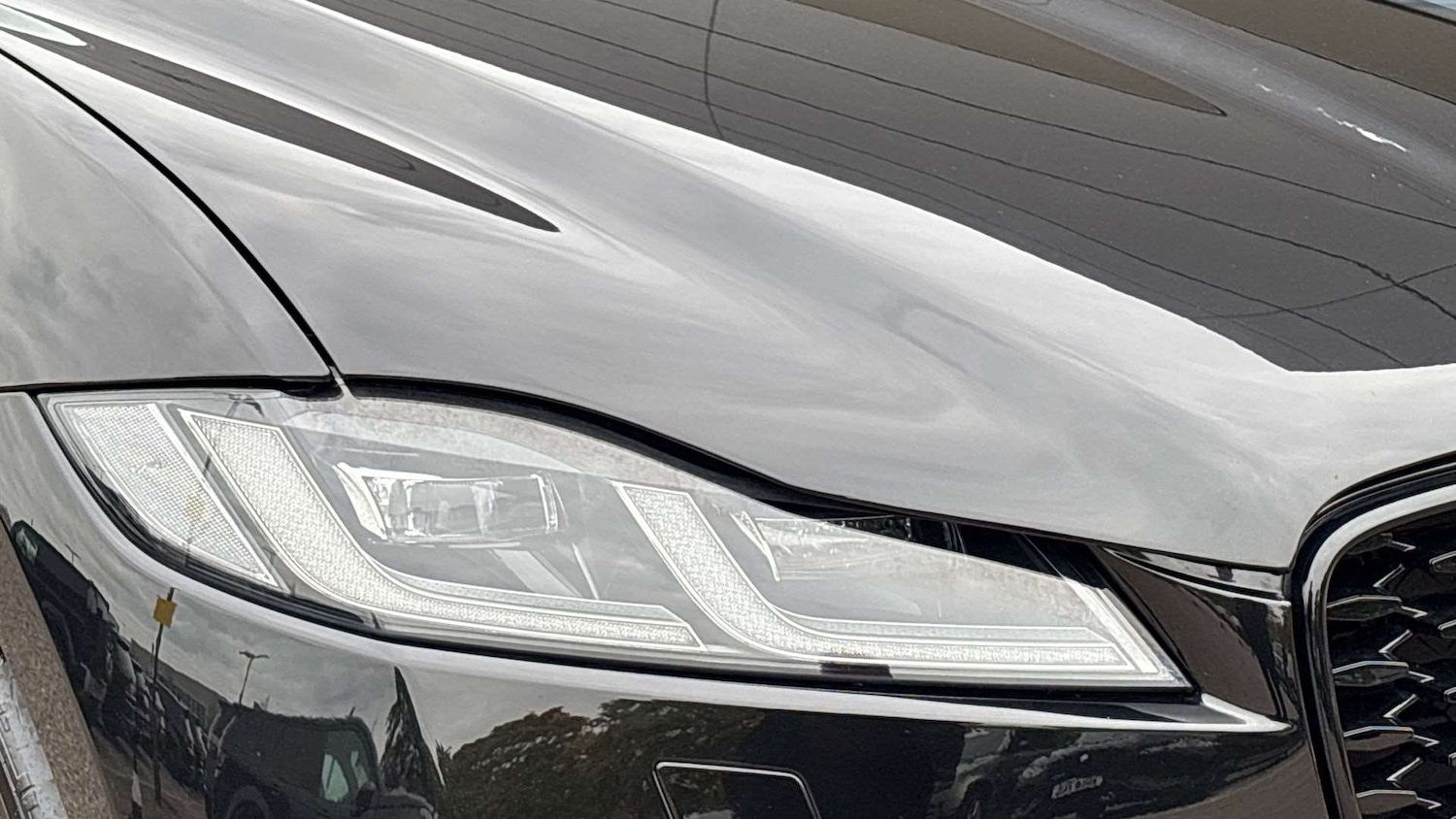 Used Jaguar F-Pace 2023 for sale - 76889855: Photo 17