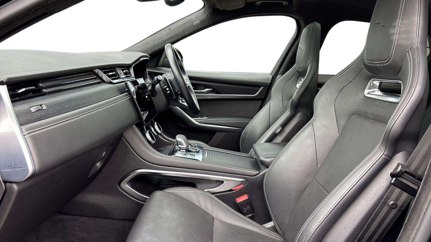 Used Jaguar F-Pace 2023 for sale - 76889855: Photo 3