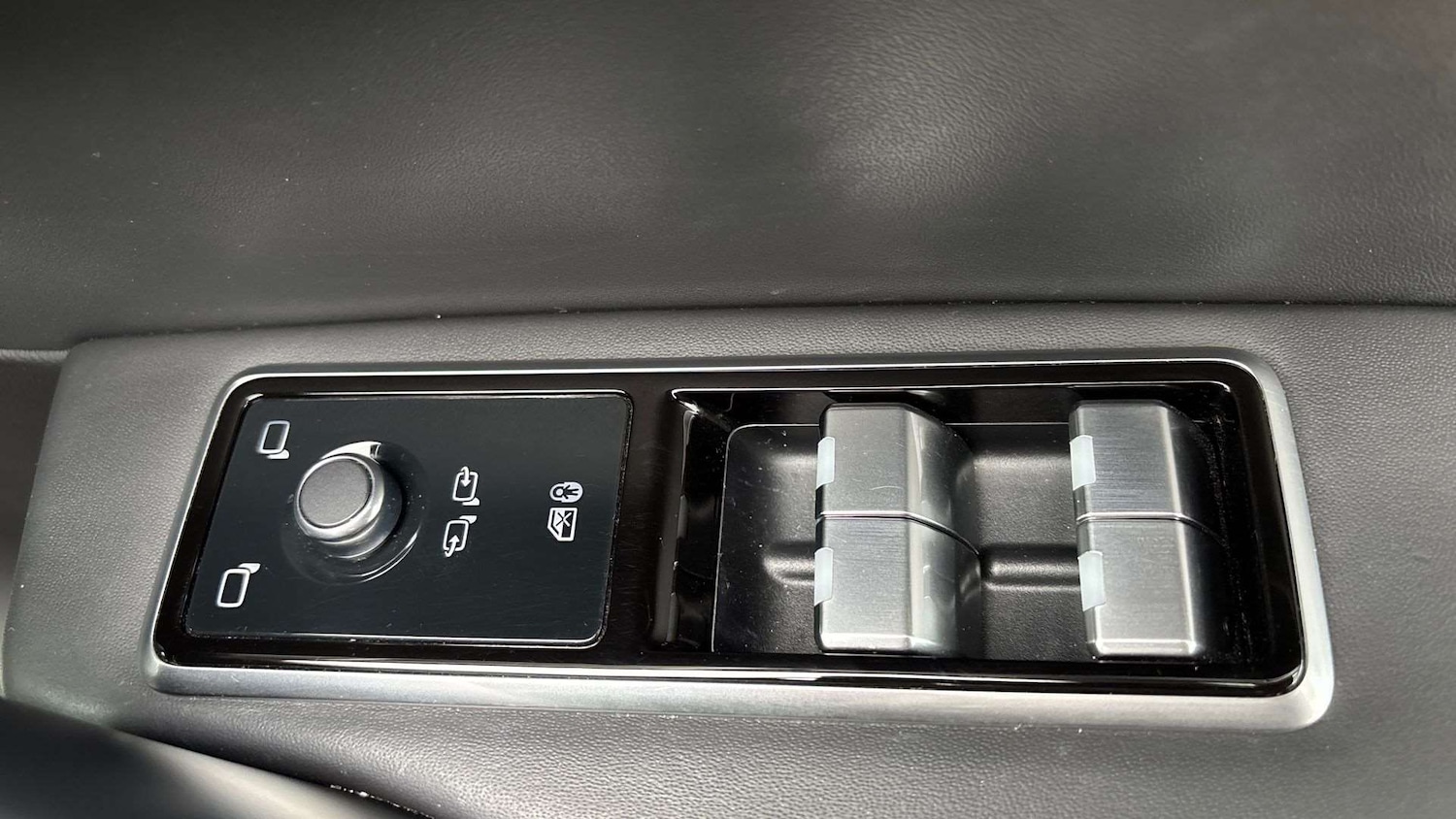 Used Jaguar F-Pace 2023 for sale - 76889855: Photo 34