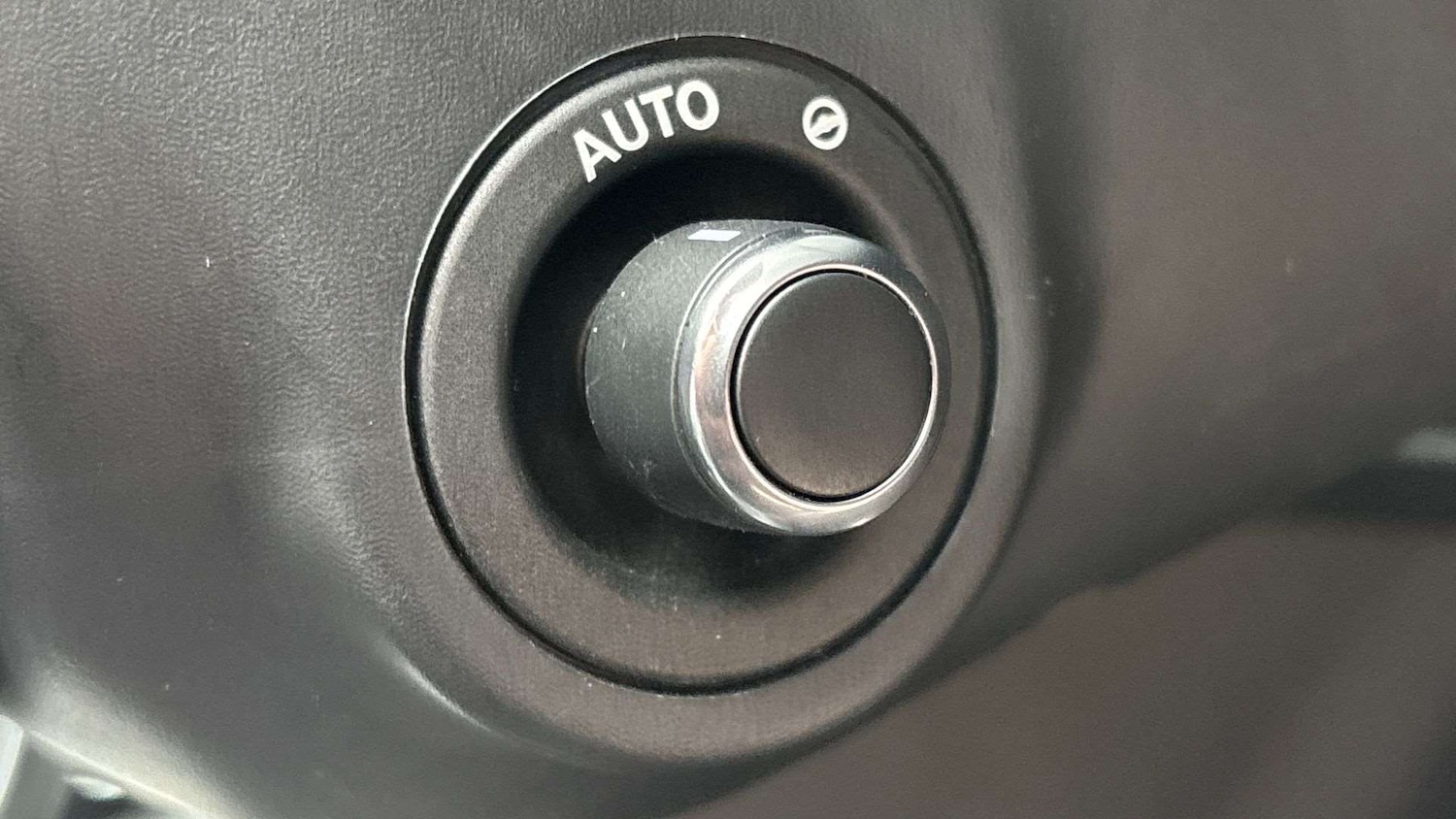 Used Jaguar F-Pace 2023 for sale - 76889855: Photo 35