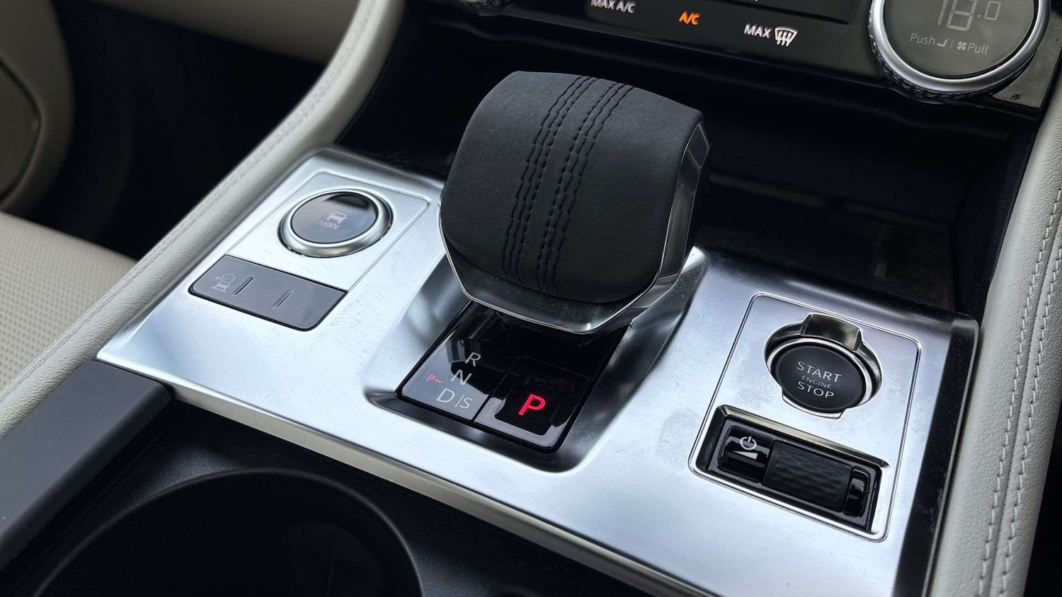 Used Jaguar F-Pace 2023 for sale - 77389997: Photo 13