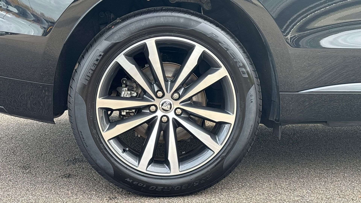 Used Jaguar F-Pace 2023 for sale - 77389997: Photo 25