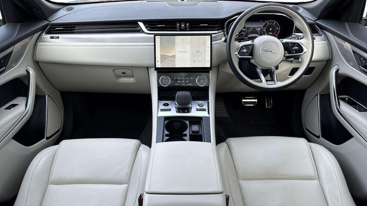 Used Jaguar F-Pace 2023 for sale - 77389997: Photo 9