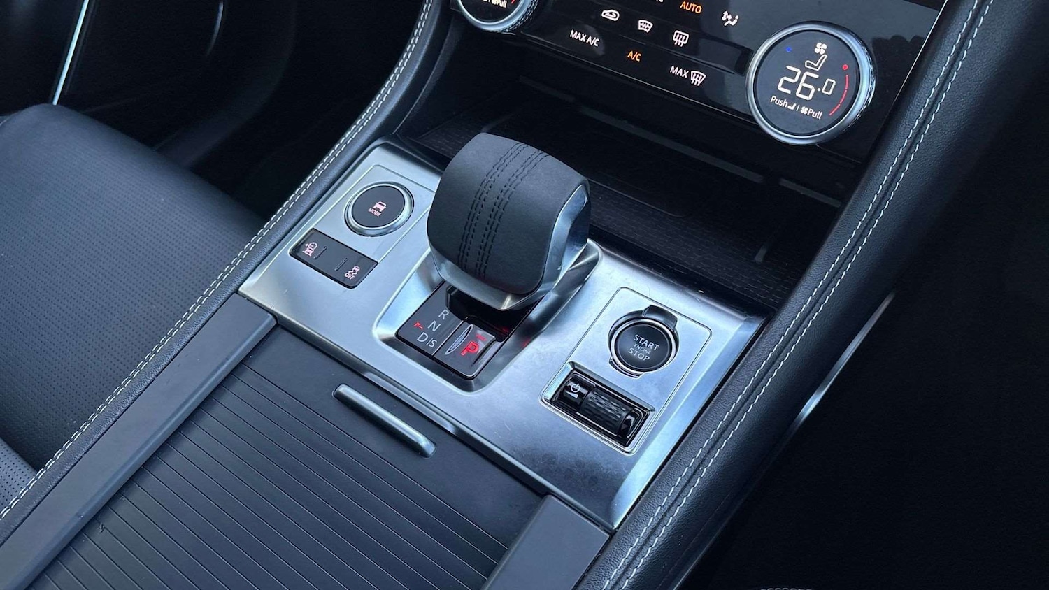 Used Jaguar F-Pace 2023 for sale - 76929063: Photo 13