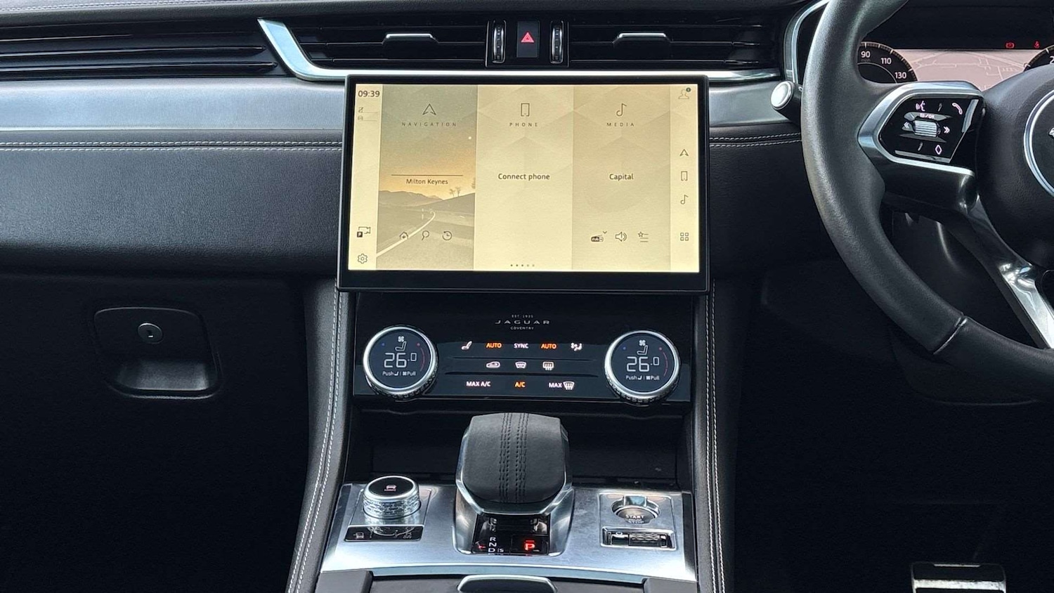 Used Jaguar F-Pace 2023 for sale - 76929063: Photo 14