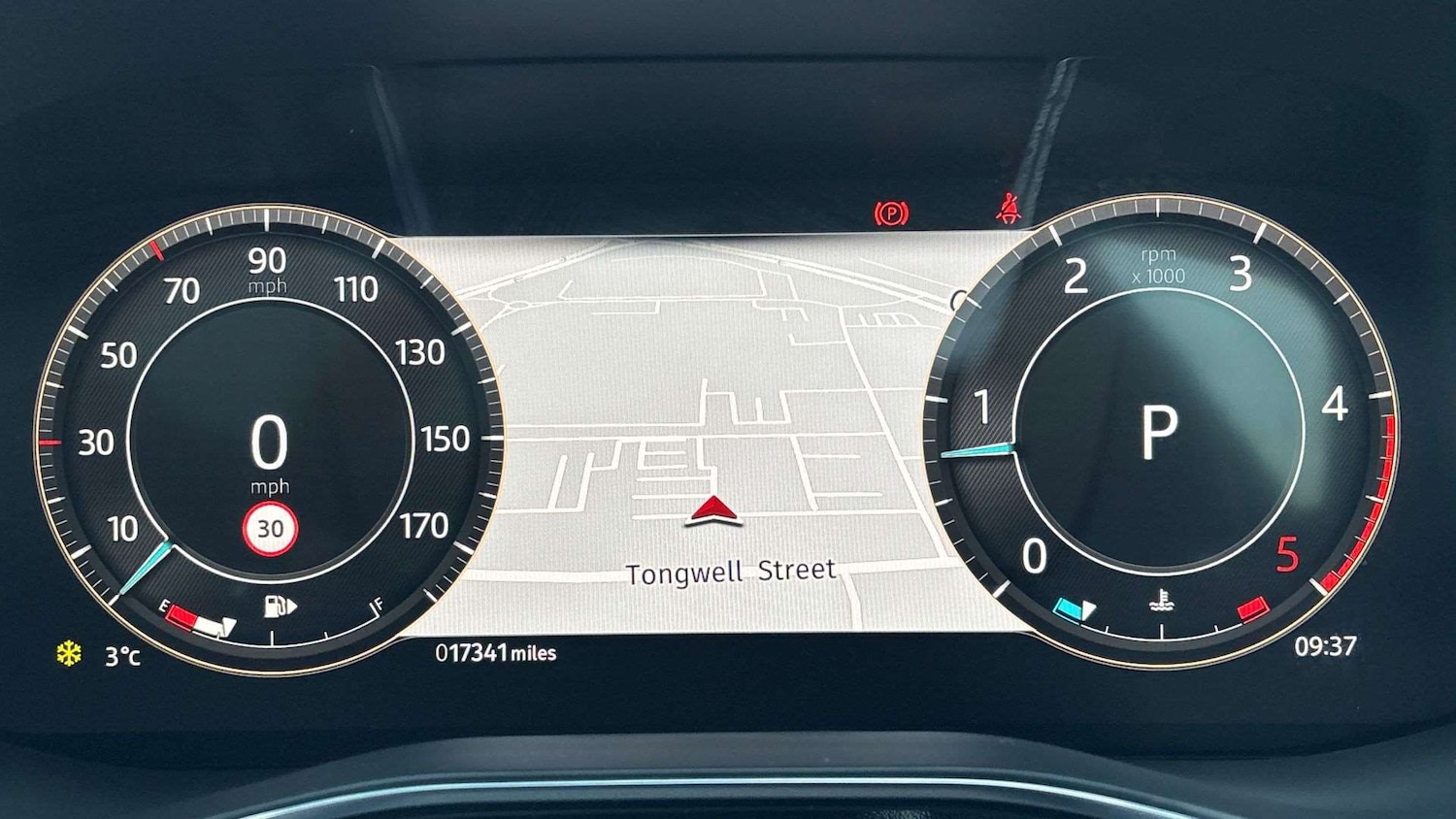 Used Jaguar F-Pace 2023 for sale - 76929063: Photo 16