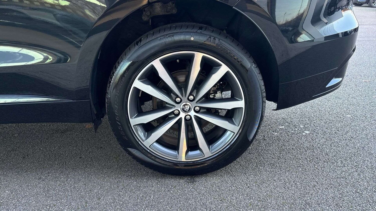 Used Jaguar F-Pace 2023 for sale - 76929063: Photo 26