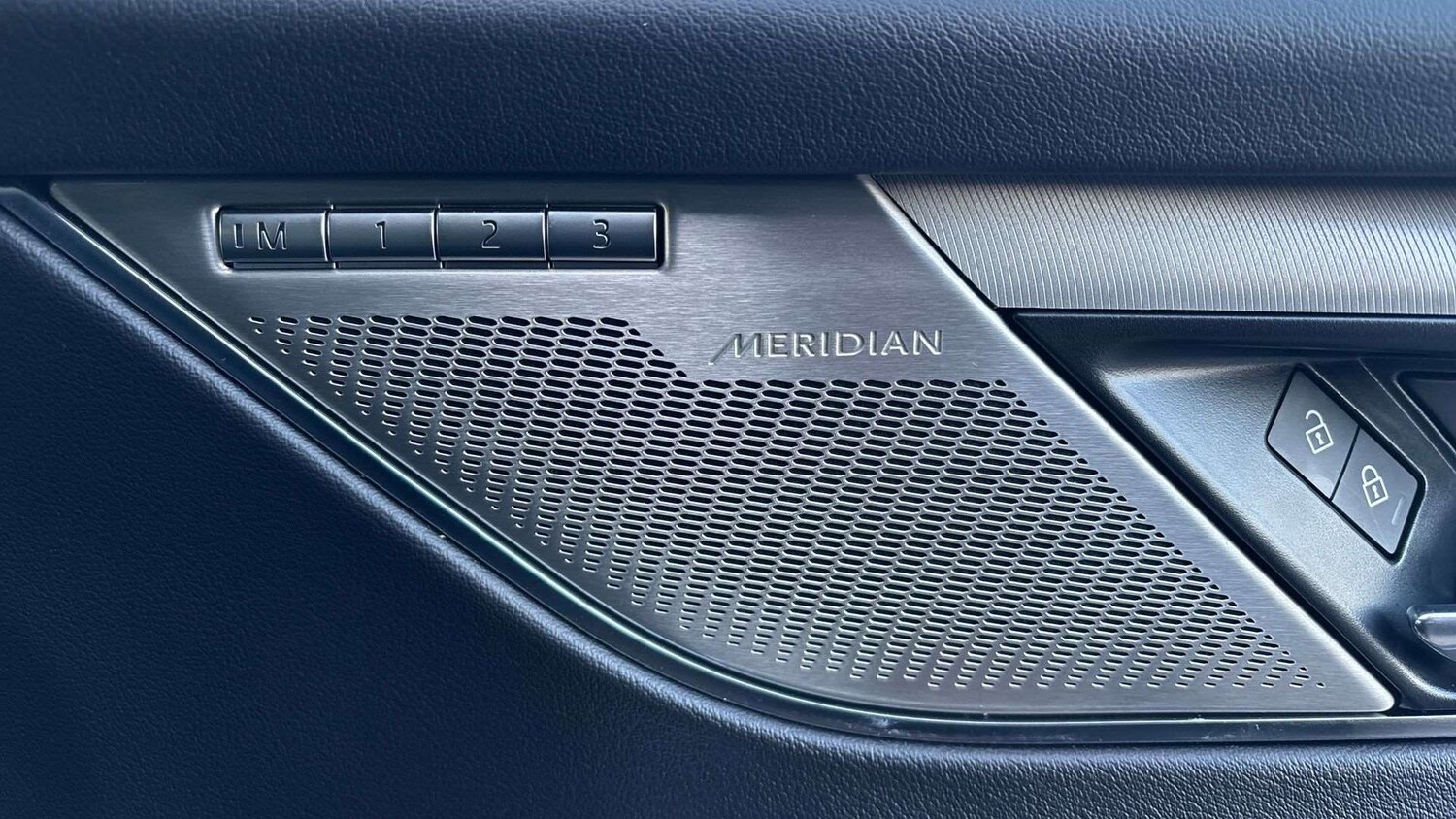 Used Jaguar F-Pace 2023 for sale - 76929063: Photo 32