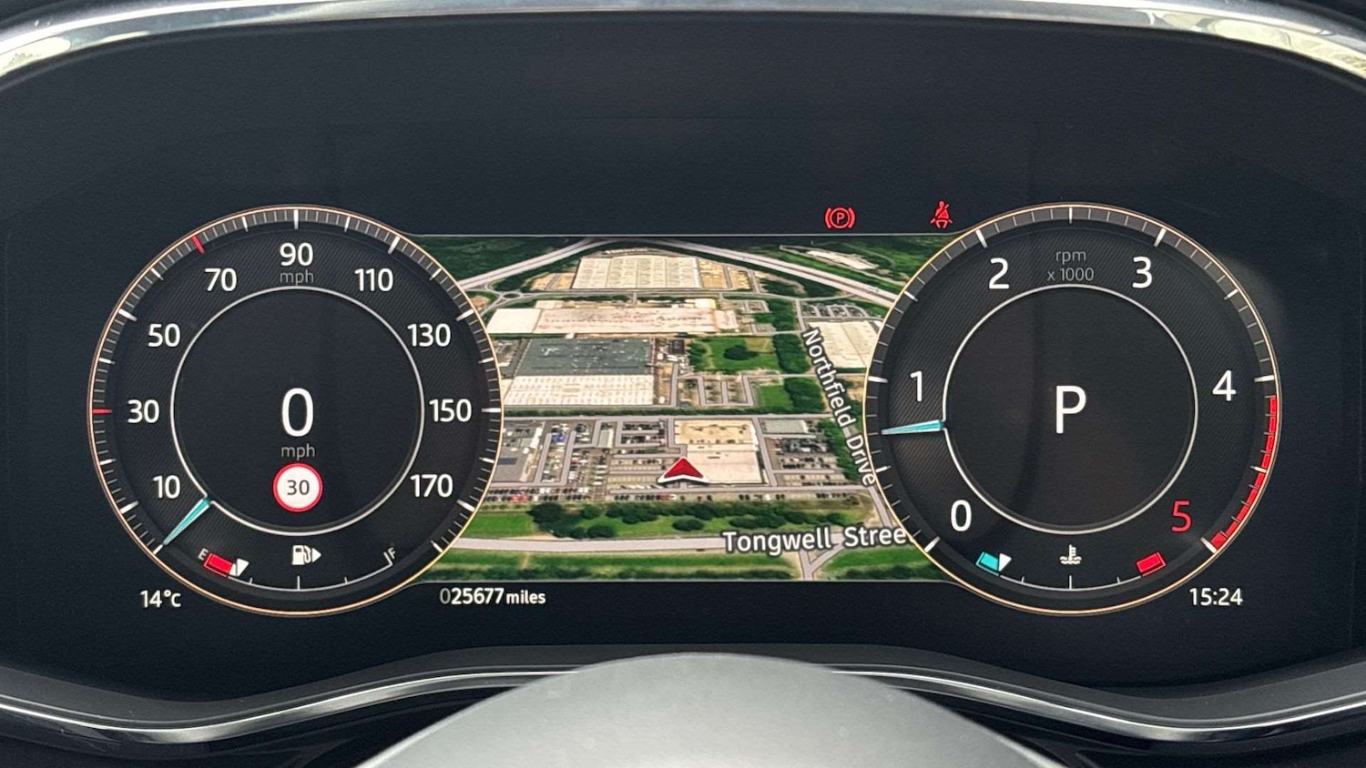 Used Jaguar F-Pace 2023 for sale - 76460056: Photo 16