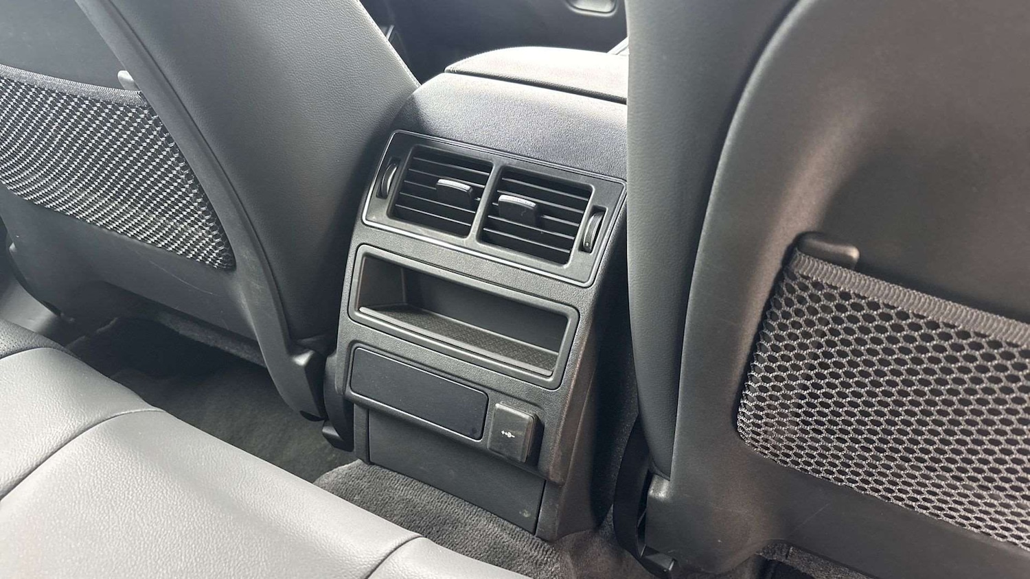 Used Jaguar F-Pace 2023 for sale - 76460056: Photo 18