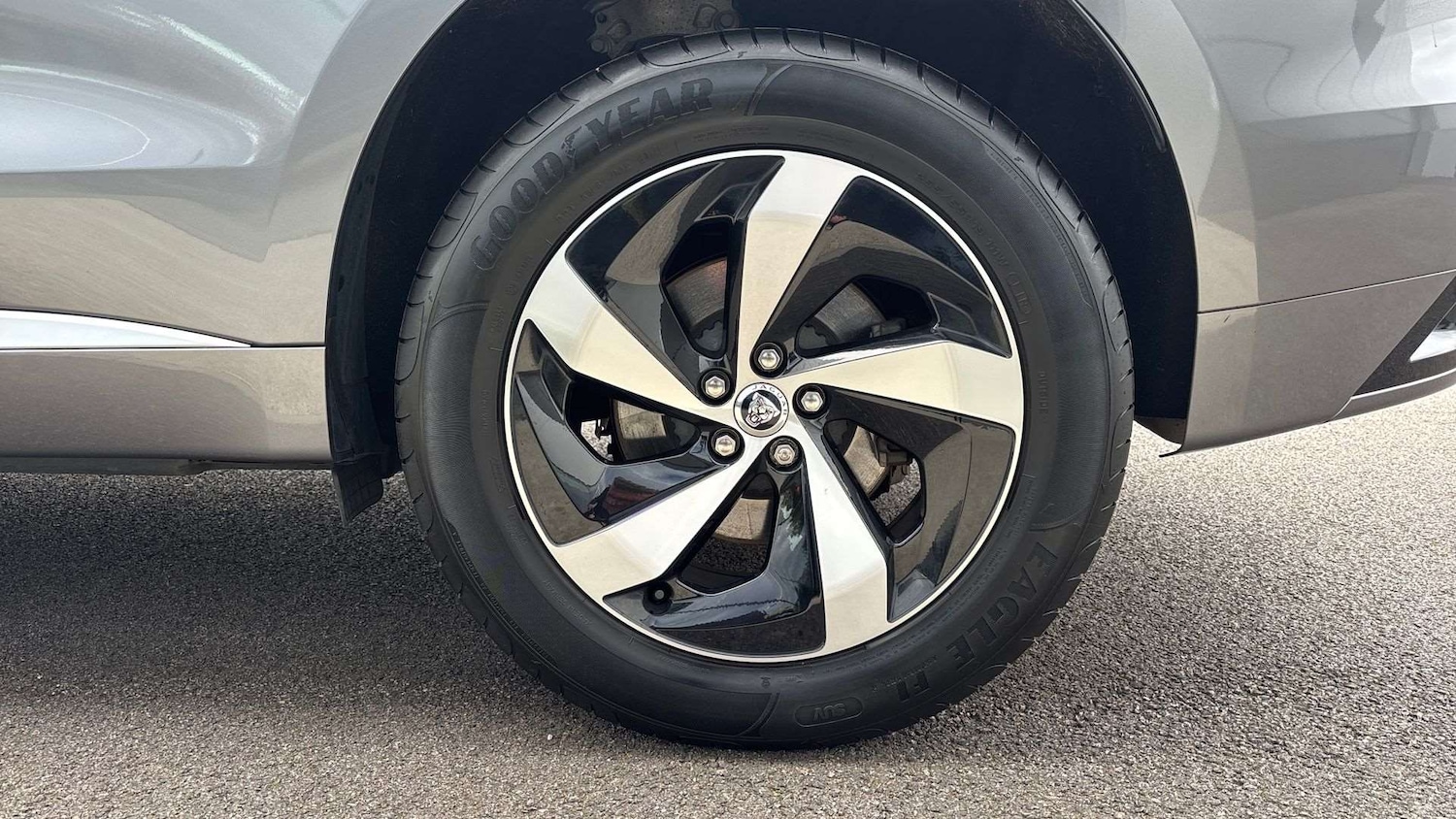 Used Jaguar F-Pace 2023 for sale - 76460056: Photo 24