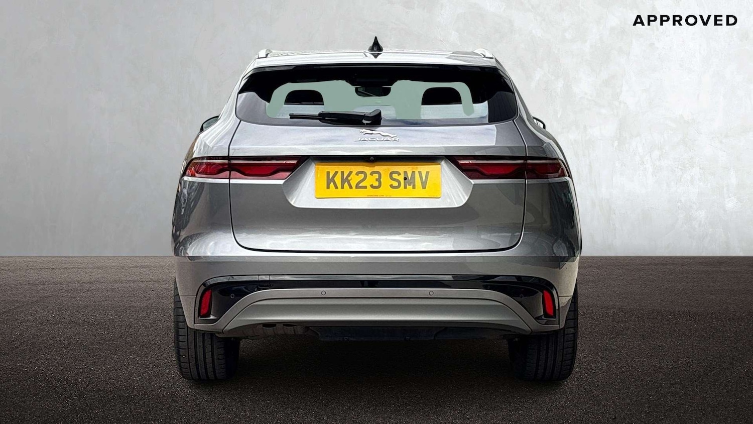 Used Jaguar F-Pace 2023 for sale - 76460056: Photo 6