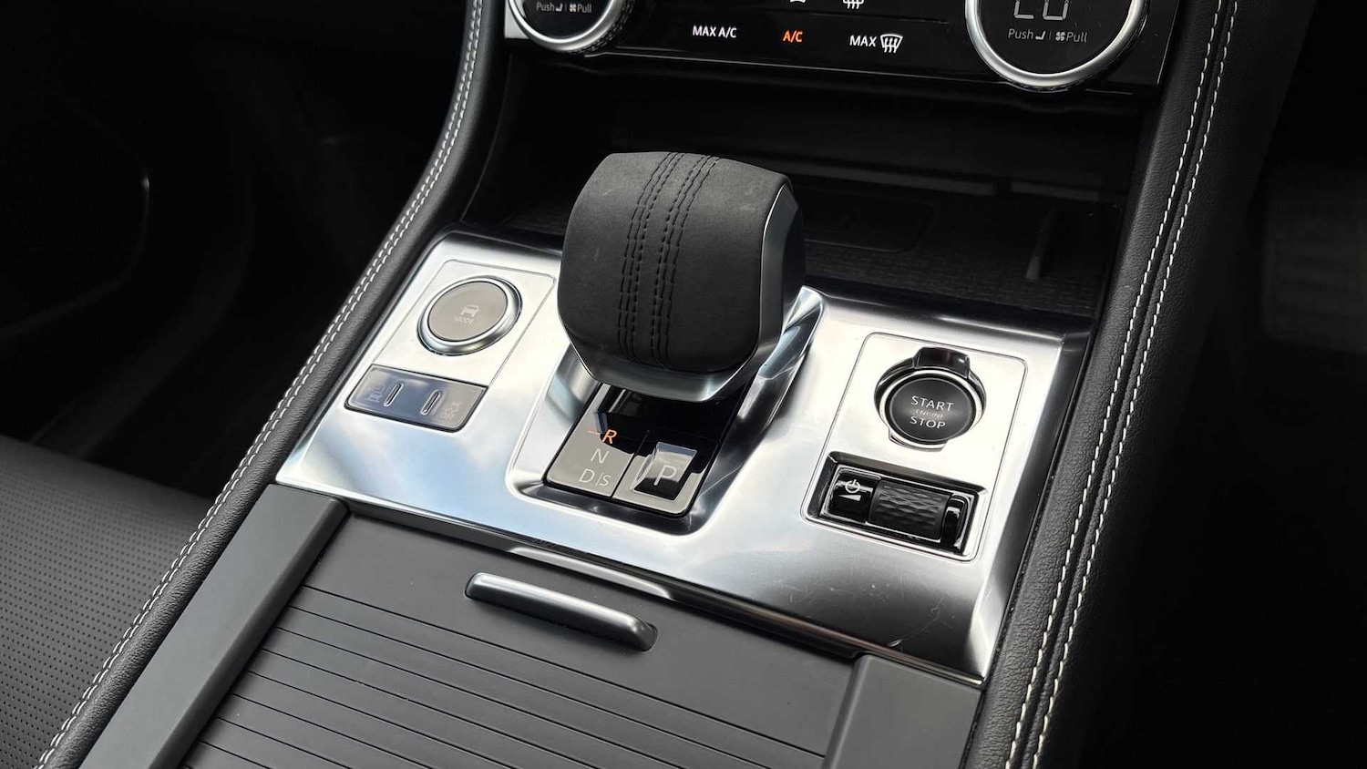 Used Jaguar F-Pace 2023 for sale - 76460378: Photo 13