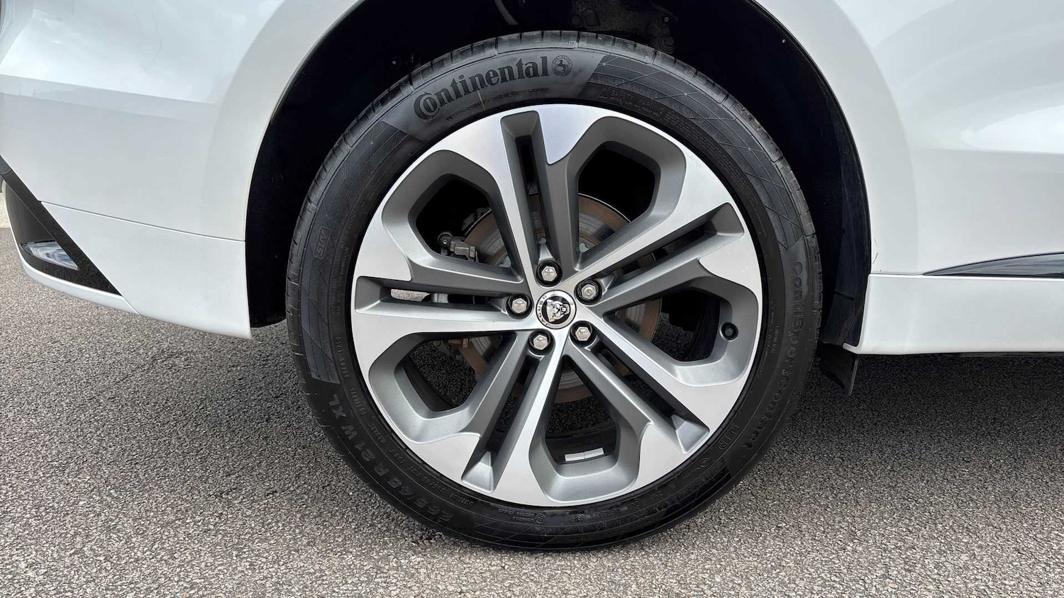 Used Jaguar F-Pace 2023 for sale - 76460378: Photo 23