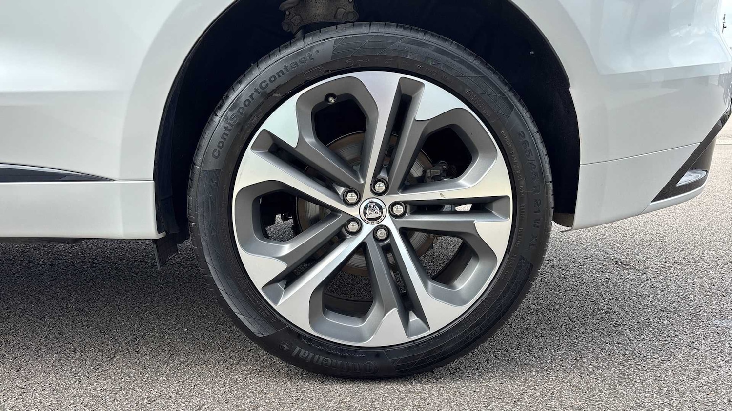 Used Jaguar F-Pace 2023 for sale - 76460378: Photo 24