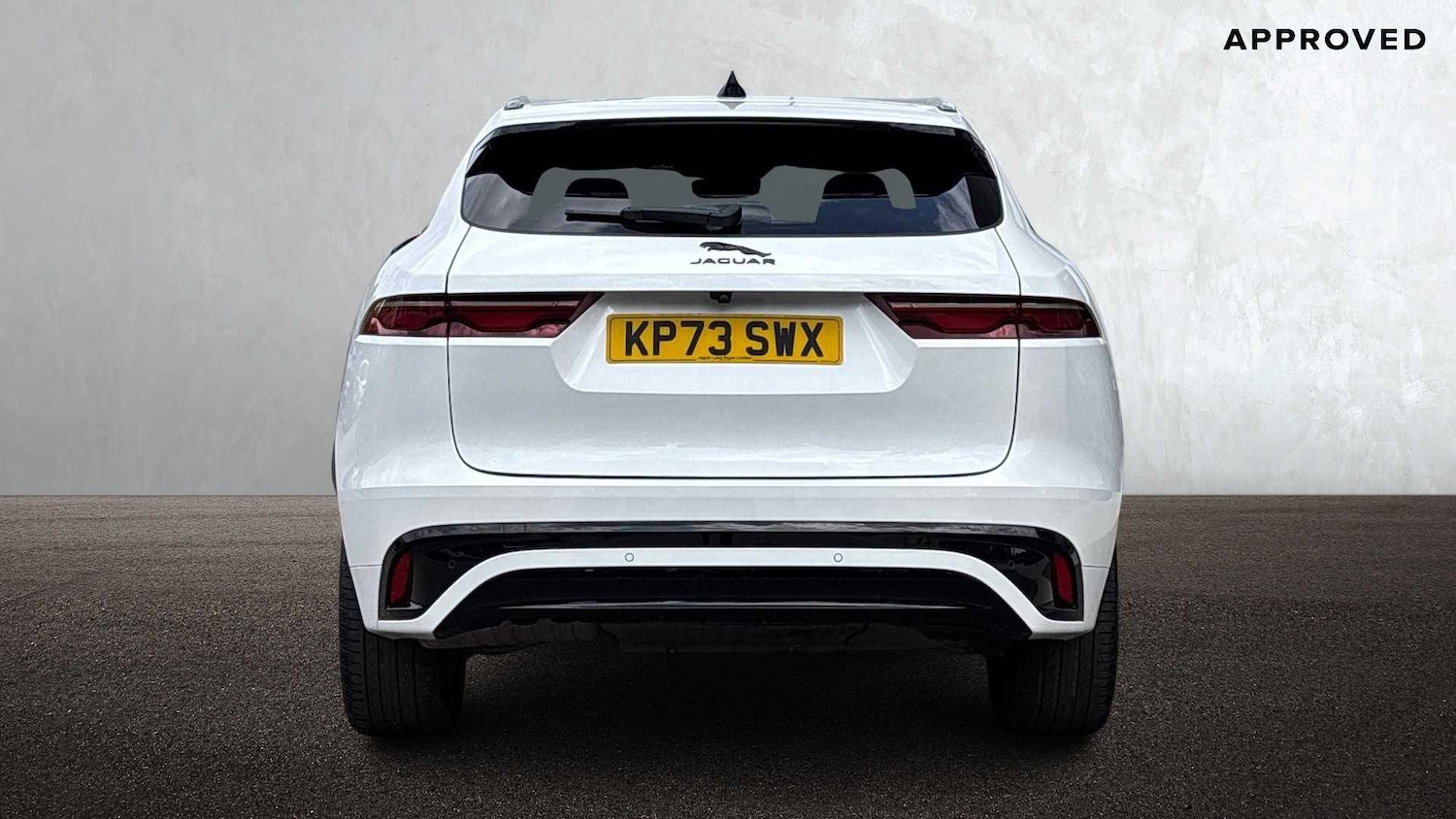 Used Jaguar F-Pace 2023 for sale - 76460378: Photo 6