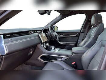 Used Jaguar F-Pace 2025 for sale - 78338177: Photo