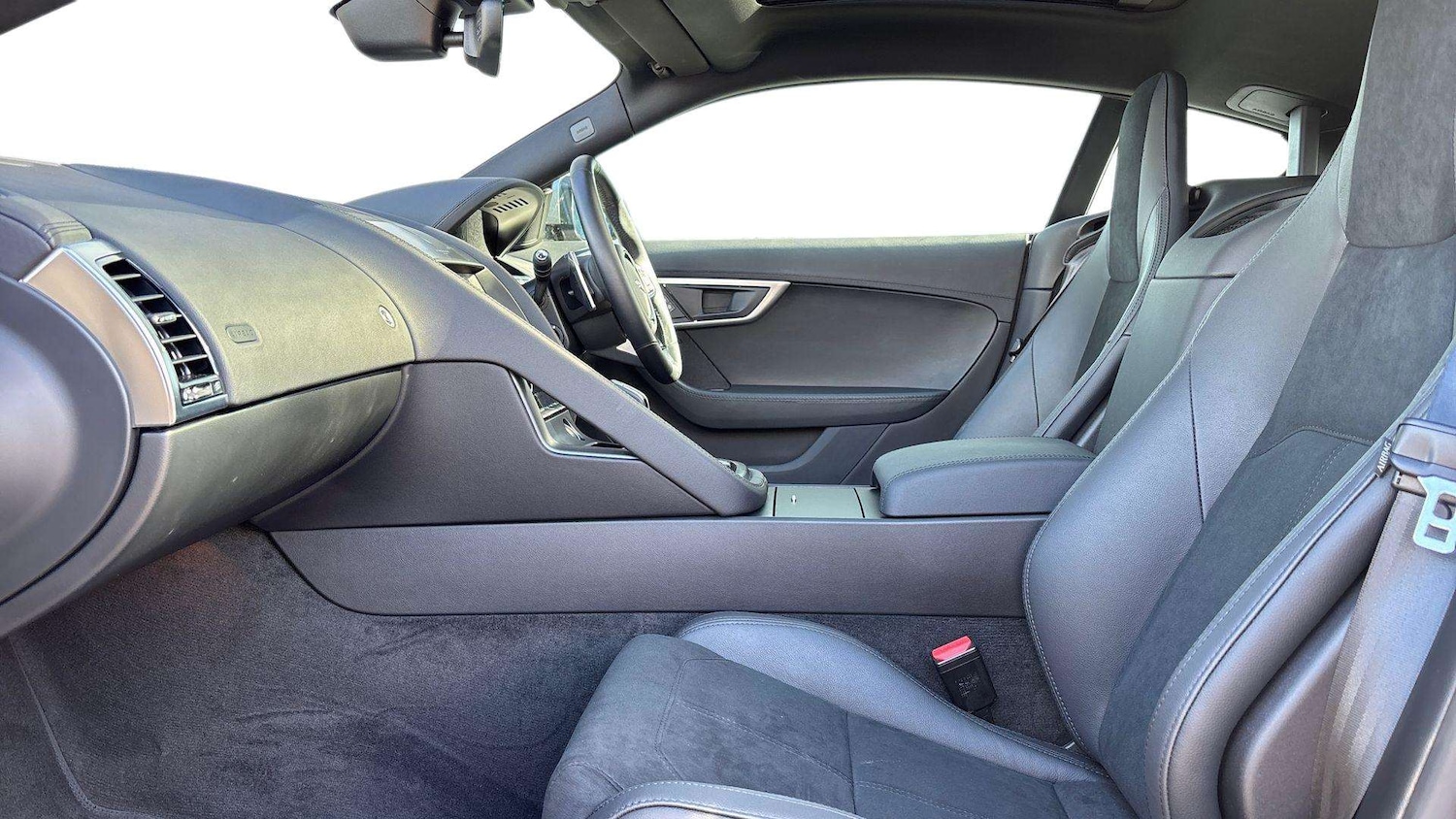 Used Jaguar F-Type 2024 for sale - 76459959: Photo 3