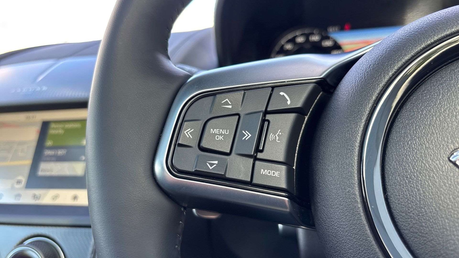 Used Jaguar F-Type 2024 for sale - 76459959: Photo 30