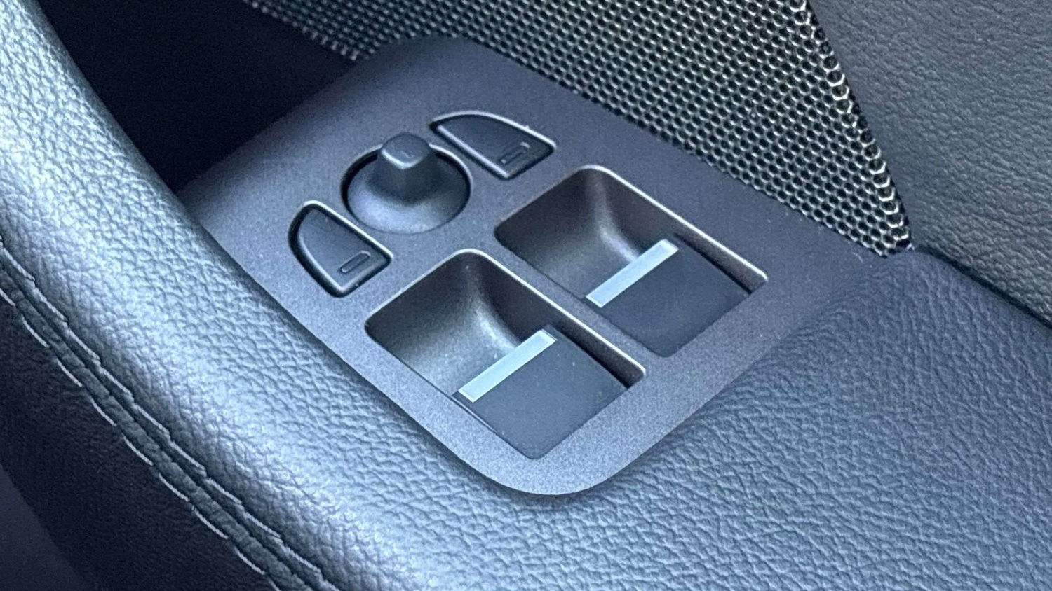 Used Jaguar F-Type 2024 for sale - 76459959: Photo 33