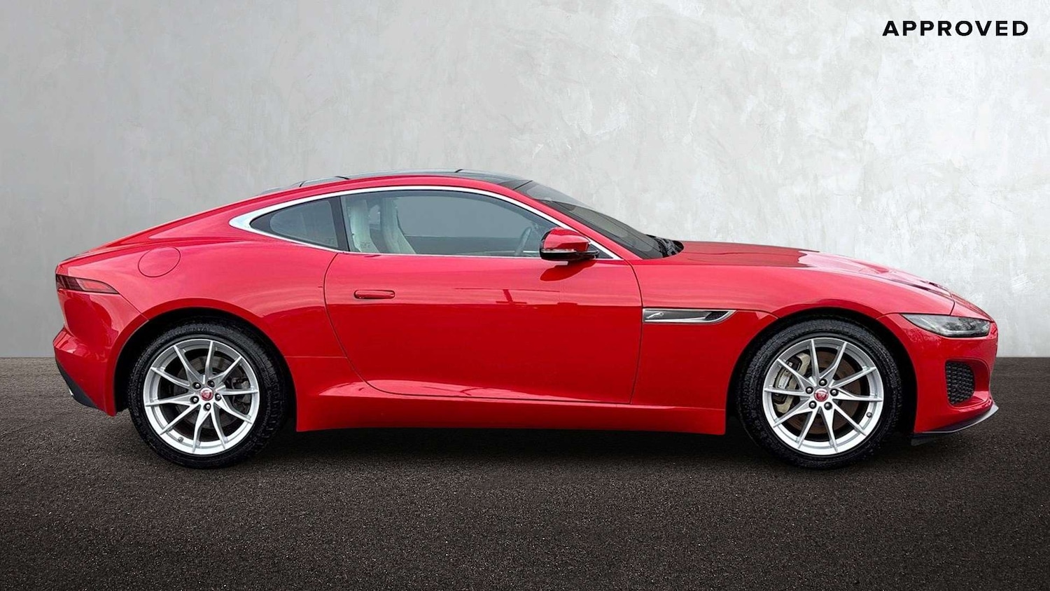 Used Jaguar F-Type 2022 for sale - 76889725: Photo 5