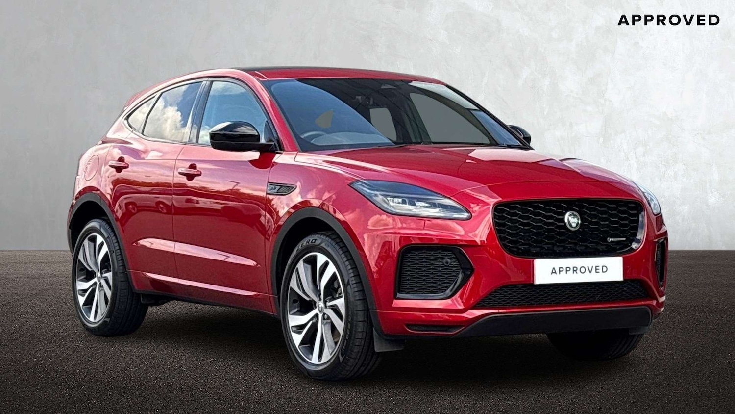 Used Jaguar E-Pace 2023 for sale - 76460223: Photo 1