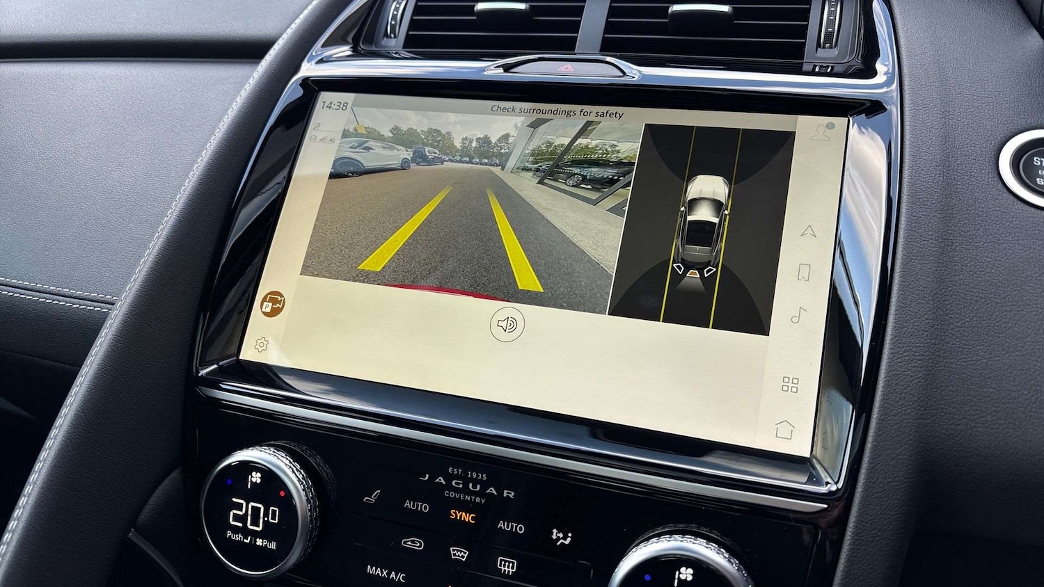 Used Jaguar E-Pace 2023 for sale - 76460223: Photo 12