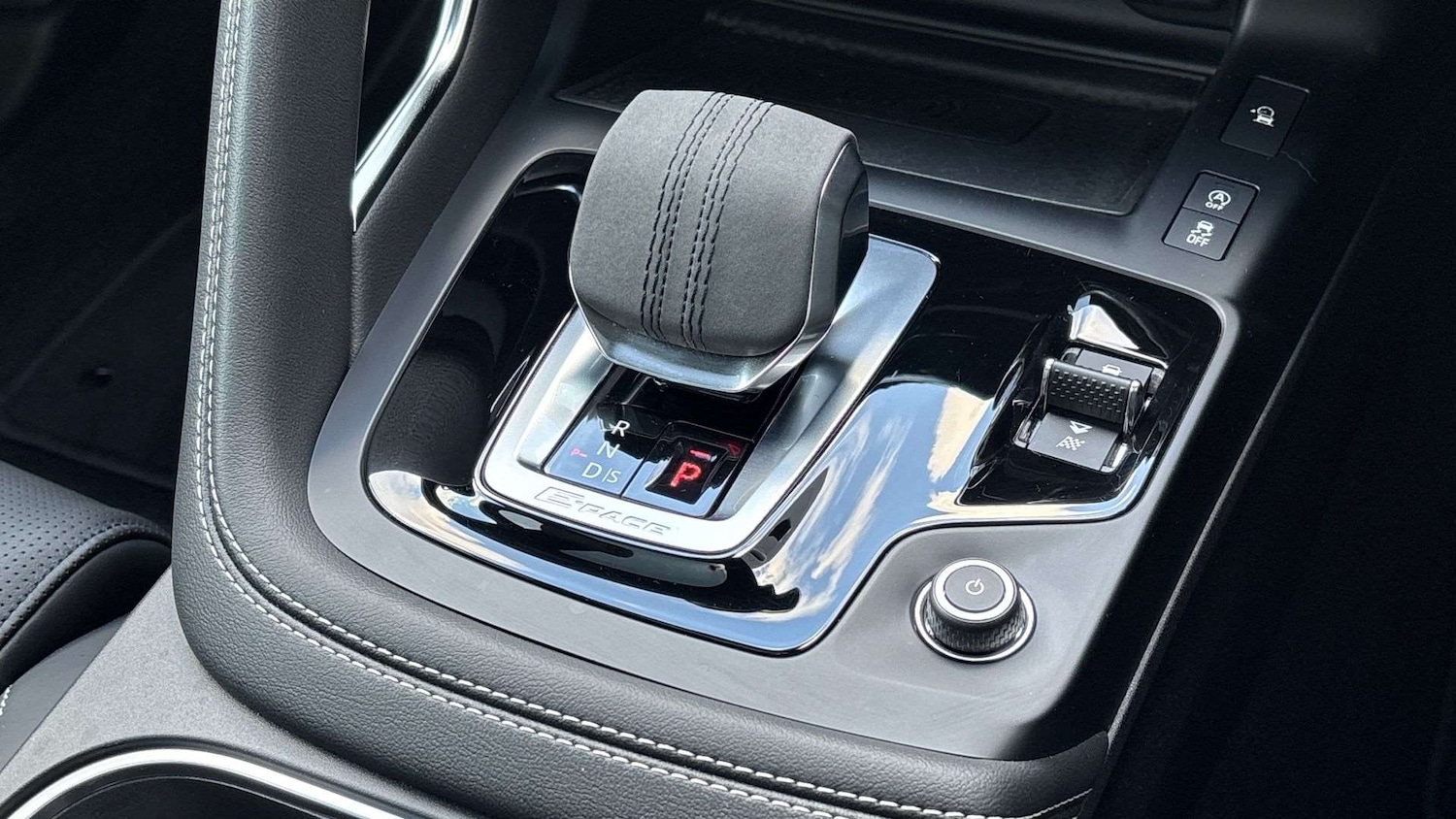 Used Jaguar E-Pace 2023 for sale - 76460223: Photo 13