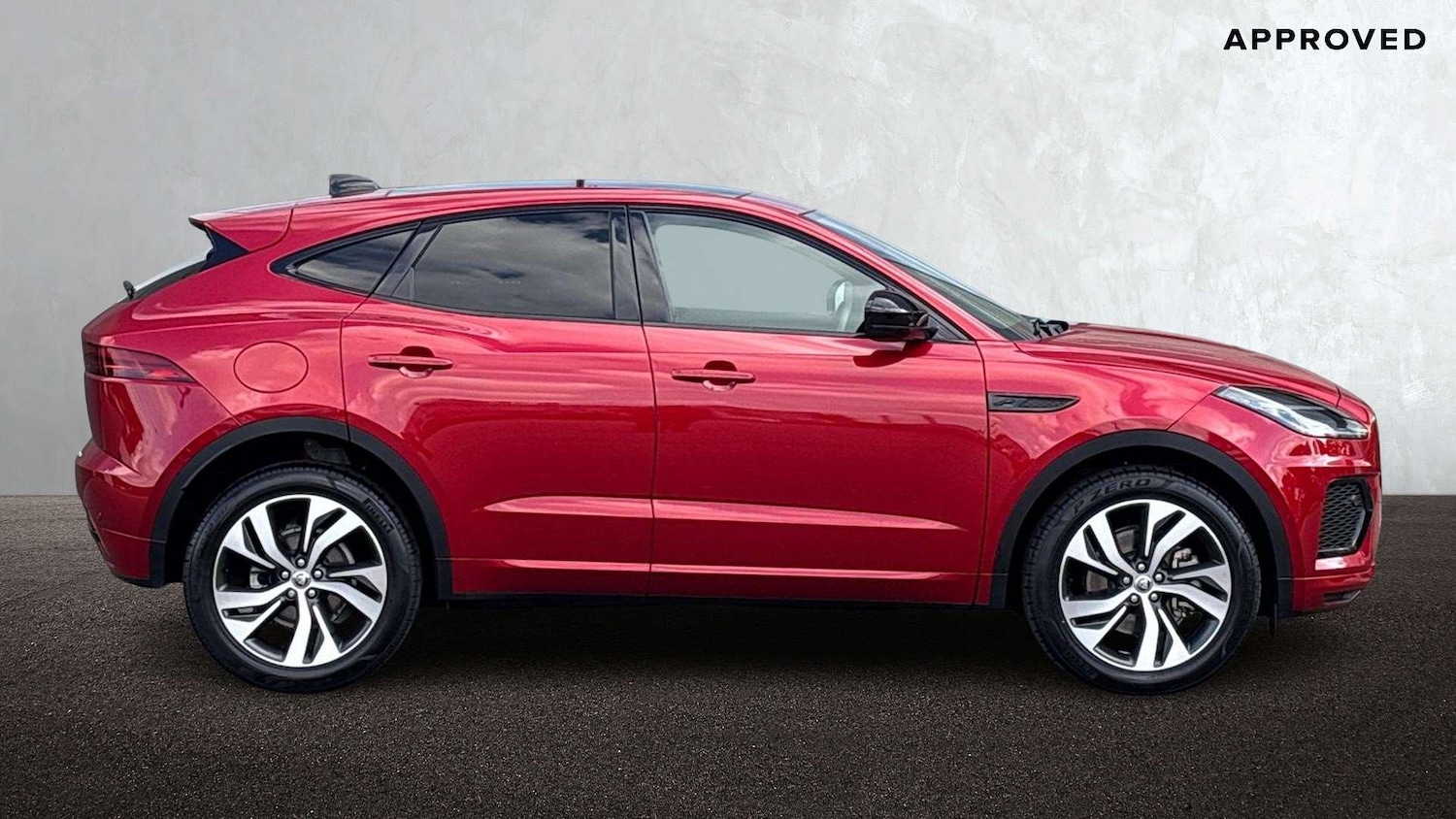 Used Jaguar E-Pace 2023 for sale - 76460223: Photo 5