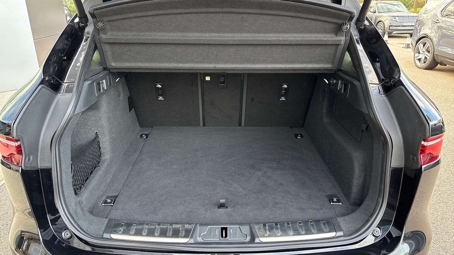 Used Jaguar F-Pace 2024 for sale - 76624475: Photo 10