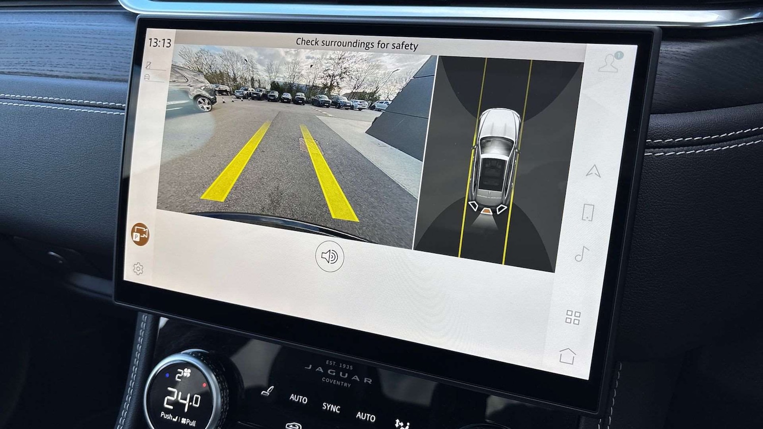 Used Jaguar F-Pace 2024 for sale - 76624475: Photo 12