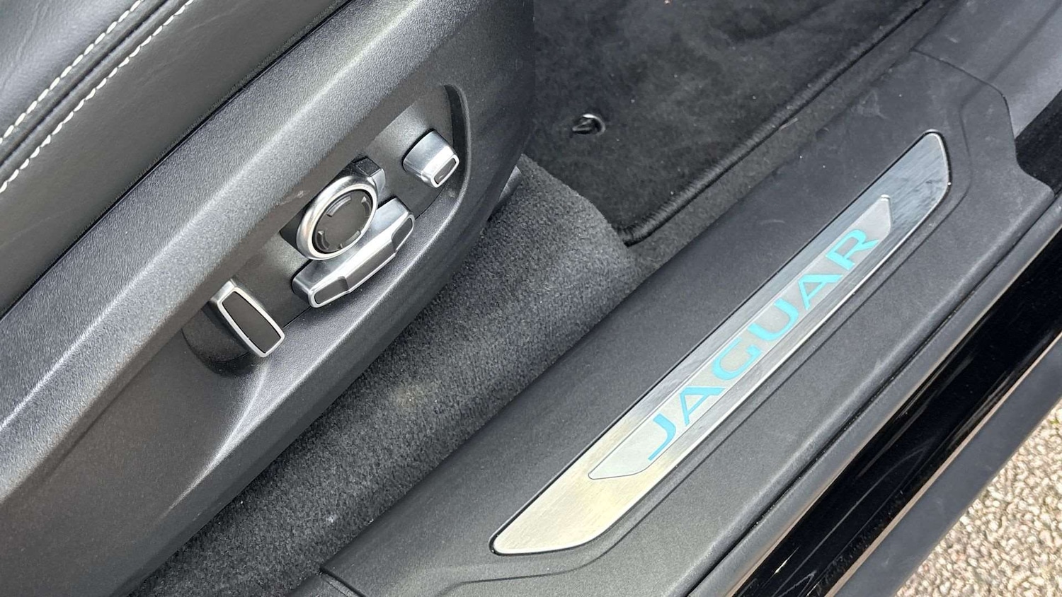 Used Jaguar F-Pace 2024 for sale - 76624475: Photo 23