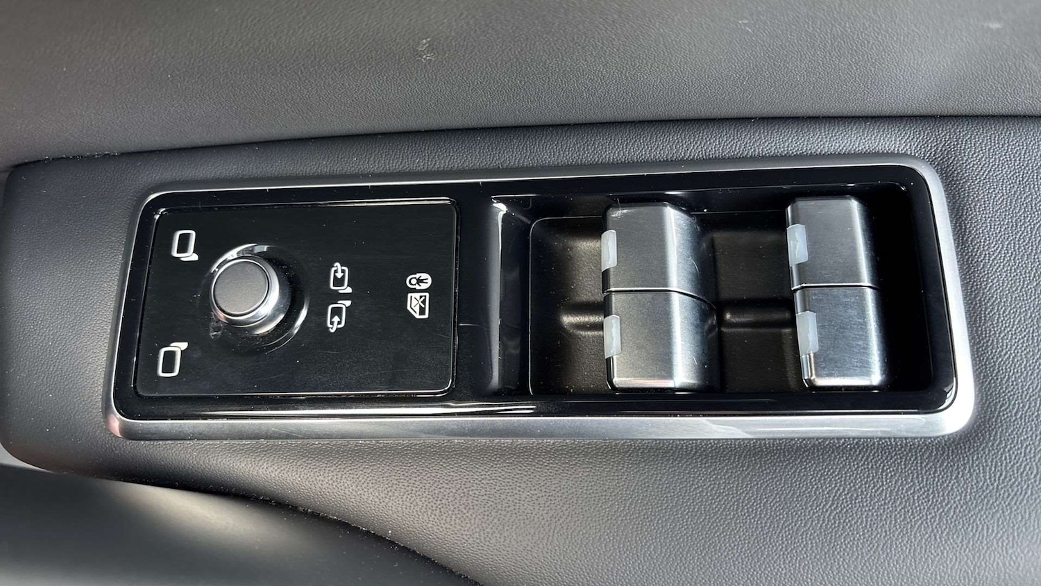 Used Jaguar F-Pace 2024 for sale - 76624475: Photo 31