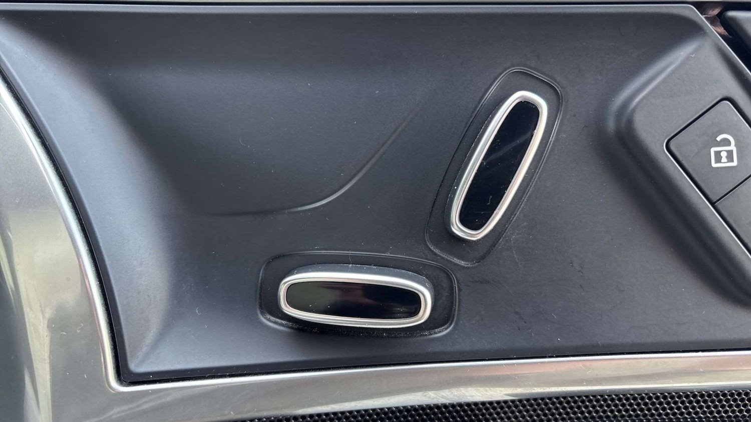 Used Jaguar F-Type for sale - 77661319: Photo 30