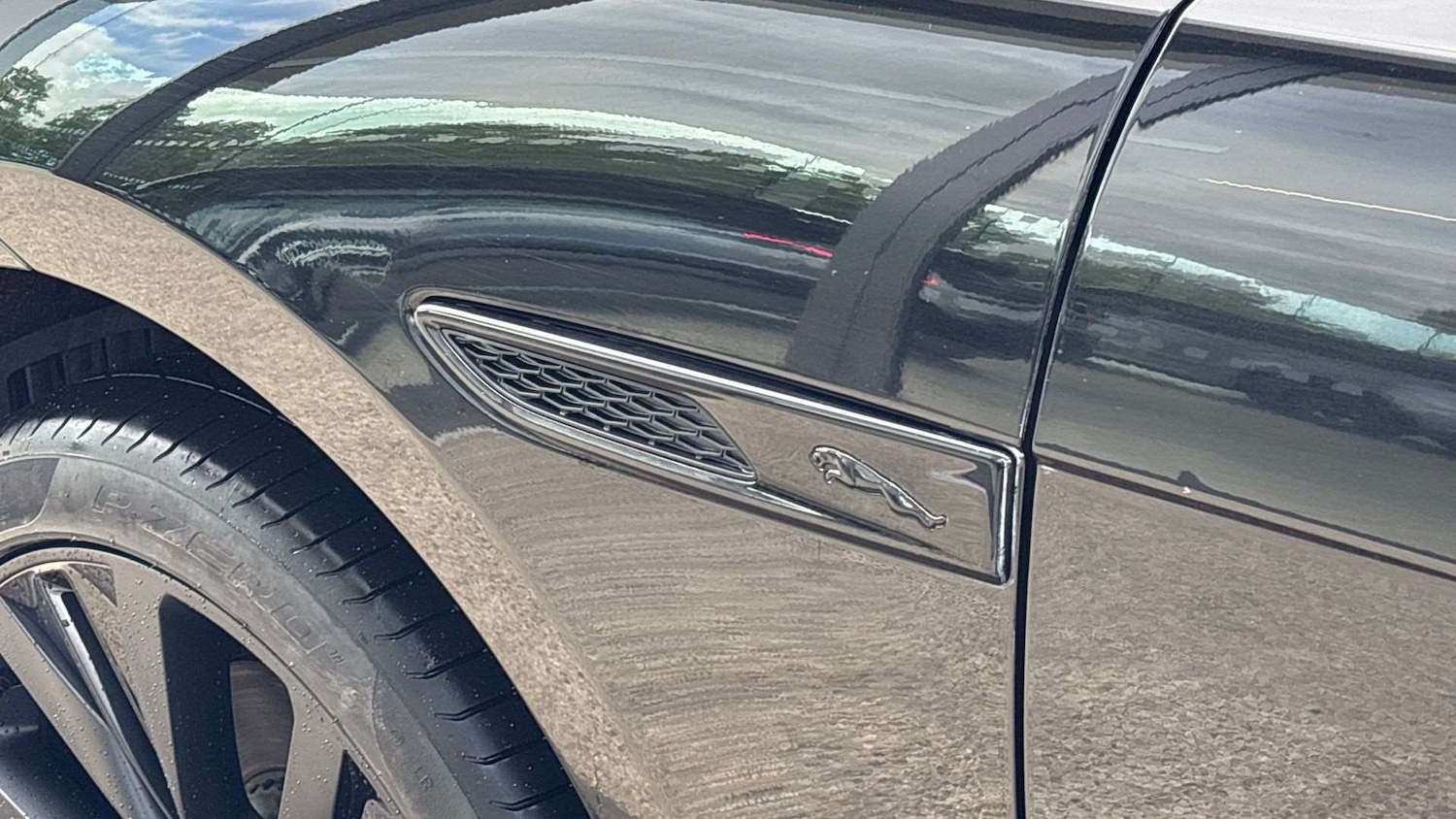 Used Jaguar F-Pace 2023 for sale - 76460452: Photo 20