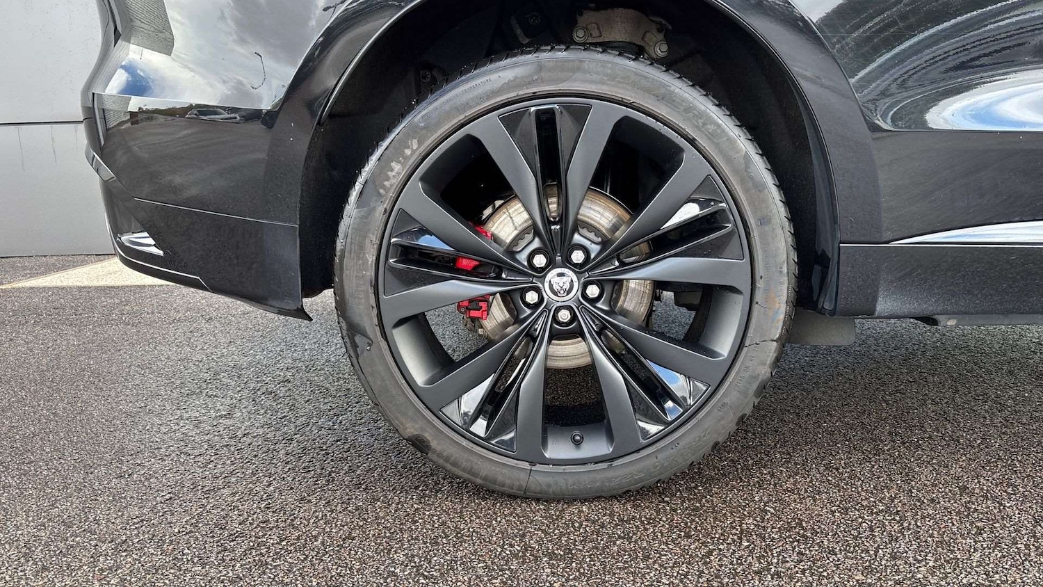 Used Jaguar F-Pace 2023 for sale - 76460452: Photo 23