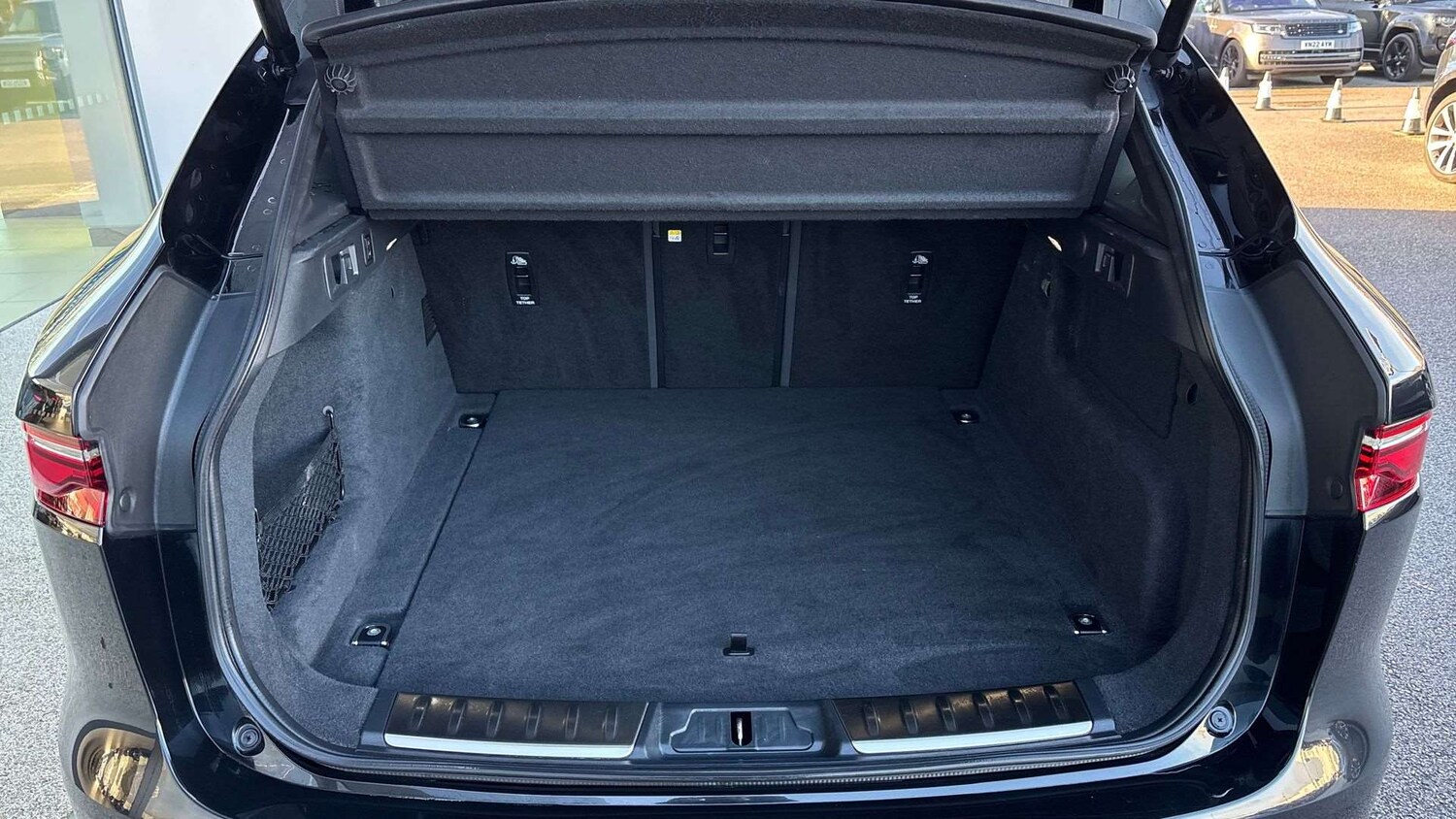 Used Jaguar F-Pace 2023 for sale - 76774159: Photo 10